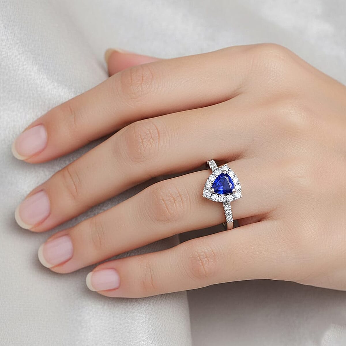 Tanzanite and Natural White Zircon Ring in Platinum Over Sterling Silver (Size 7.0) 1.10 ctw image number 2