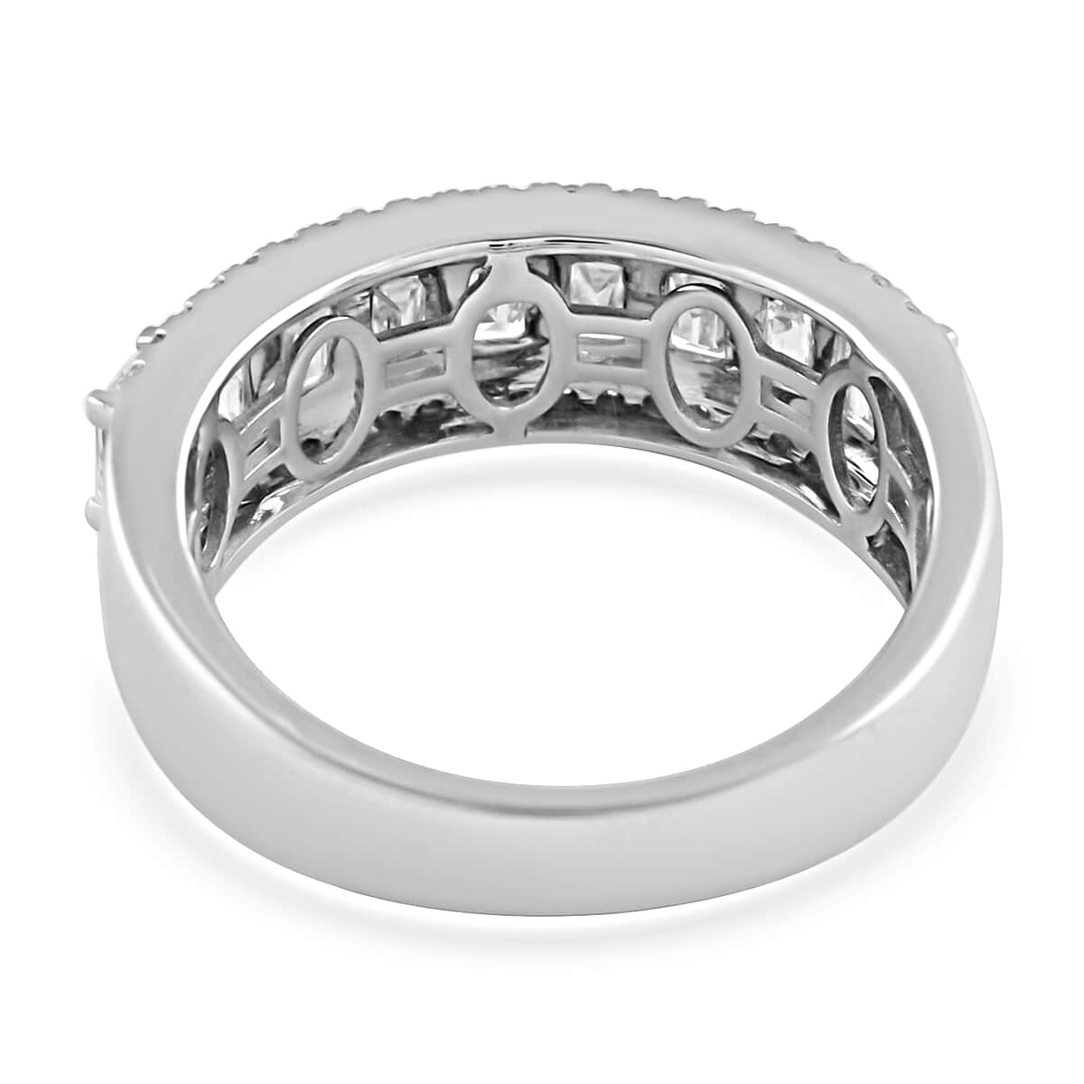 14K White Gold G-H I1-I2 Diamond Ring (Size 8.0) 4.50 Grams 2.00 ctw image number 4