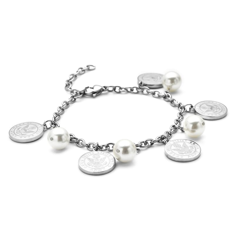 White Shell Pearl Coin Charm Bracelet in Stainless Steel (7.25 In) 1.00 ctw