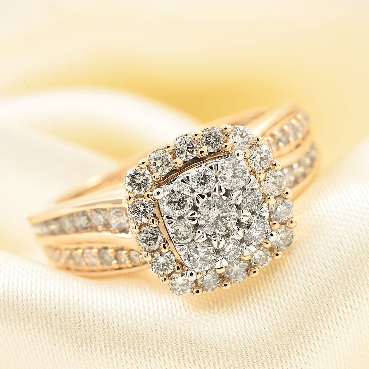 10K Yellow and White Gold Diamond Cluster Ring (Size 7.0) 4.40 Grams 1.00 ctw image number 1