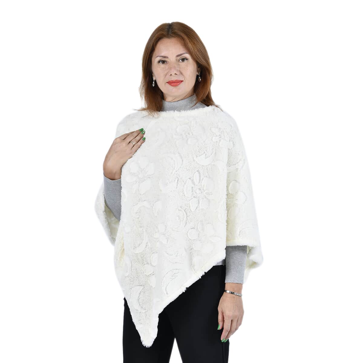 Passage Off White Floral Pattern Poncho image number 2