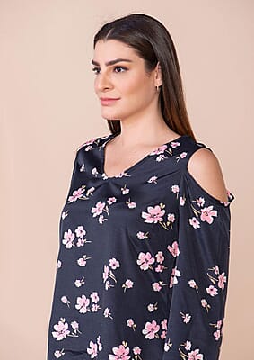 Tamsy Black 100% American Crepe Cold Shoulder Top - L
