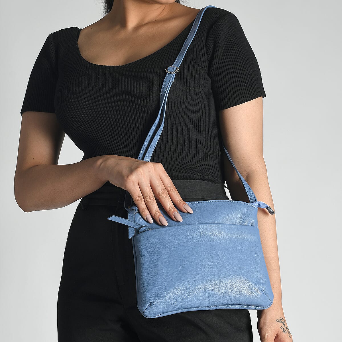Light Blue Color Genuine Leather Crossbody Bag image number 2