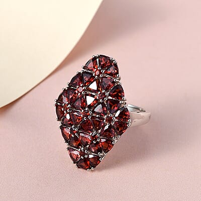 Mozambique Garnet Floral Elongated Ring in Platinum Over Sterling Silver (Size 10.0) 8.75 ctw