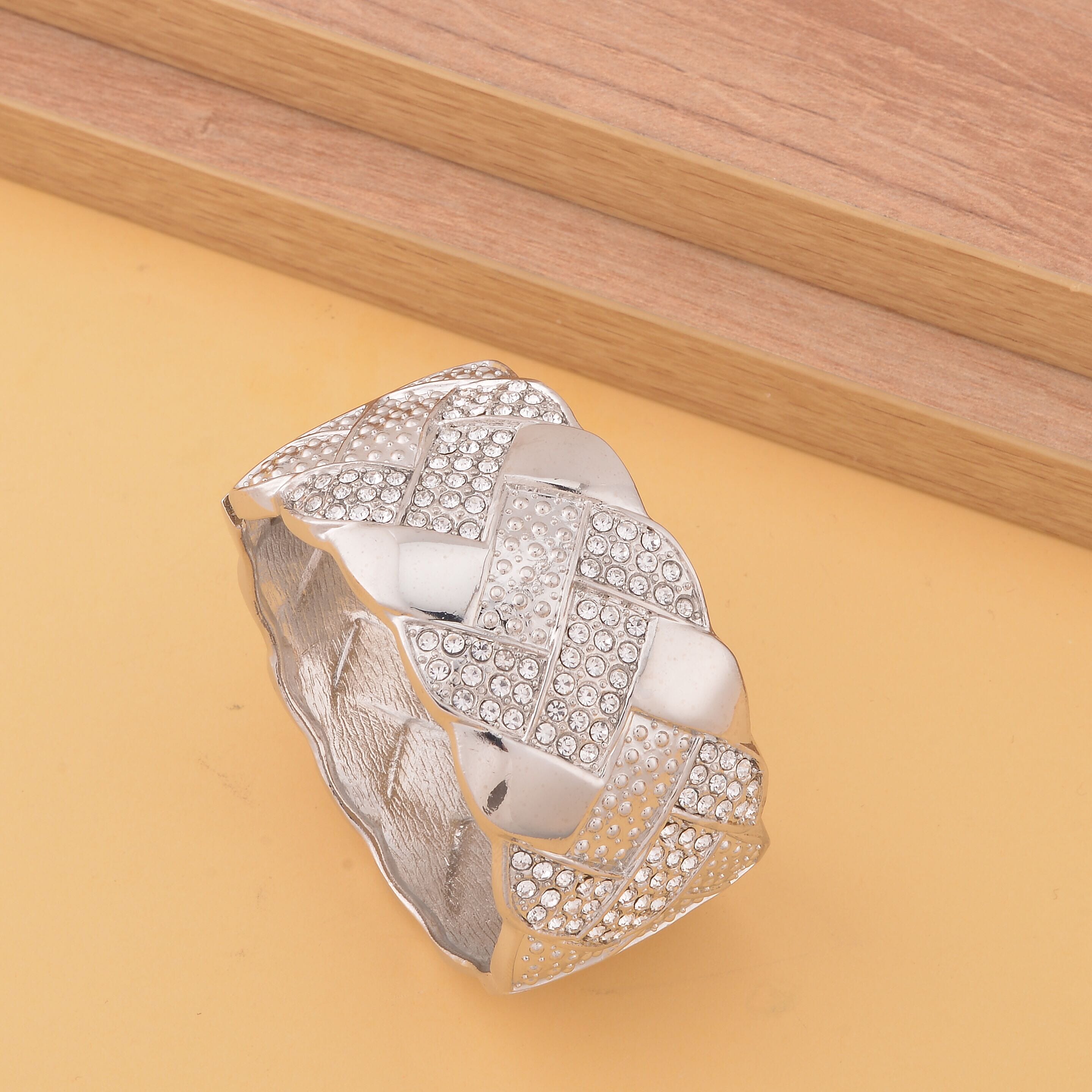 Silver - Product card gallery slide 2 (9431547478271)
