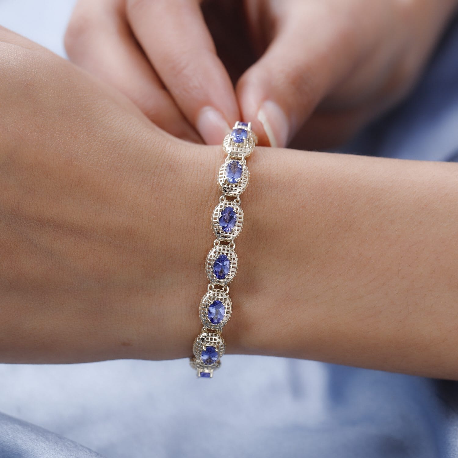 Tanzanite clearance gold bracelet