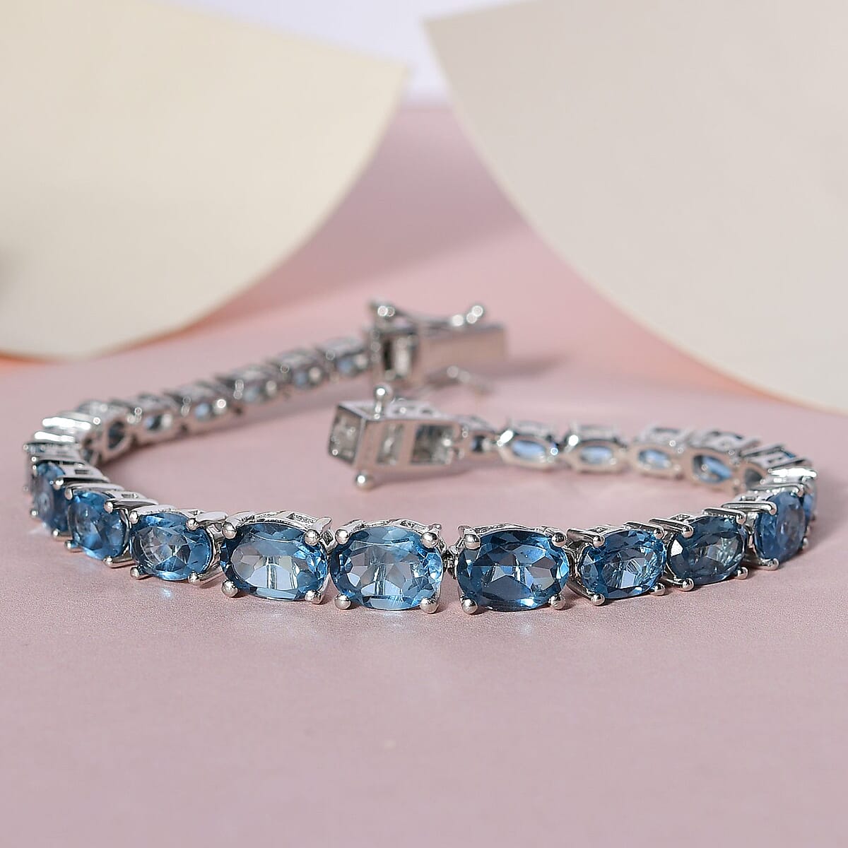 London Blue Topaz Tennis Bracelet in Platinum Over Sterling Silver (6.50 In) 16.80 ctw image number 1