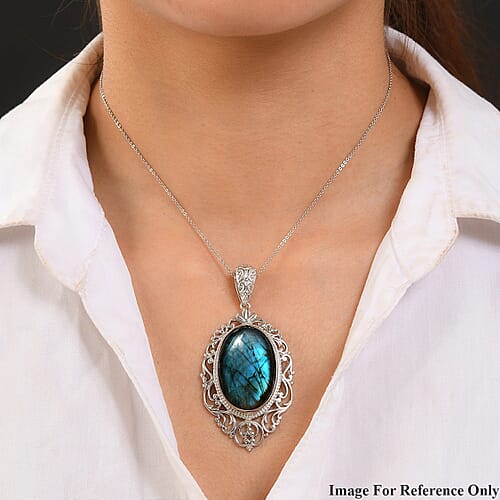 Malagasy Labradorite - Product card gallery slide 3 (9431594303743)