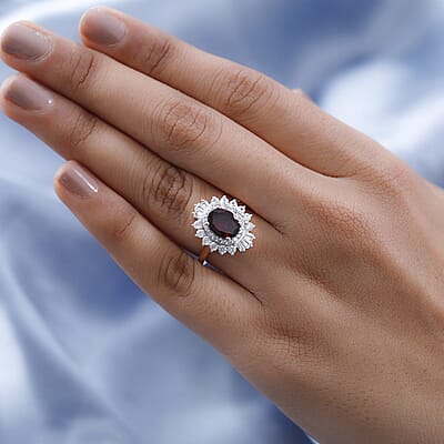 Tanzanian Wine Garnet and White Zircon Sunburst Ring in Vermeil Rose Gold Over Sterling Silver (Size 10.0) 3.60 ctw