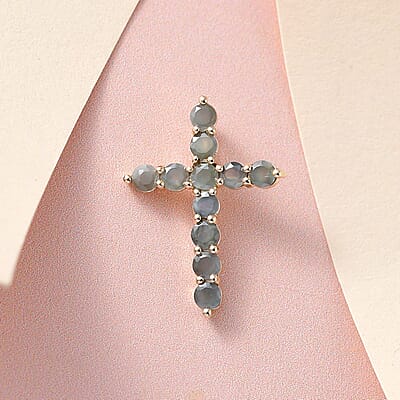 Luxoro 10K Yellow Gold Premium Narsipatnam Alexandrite Cross Pendant 0.85 ctw