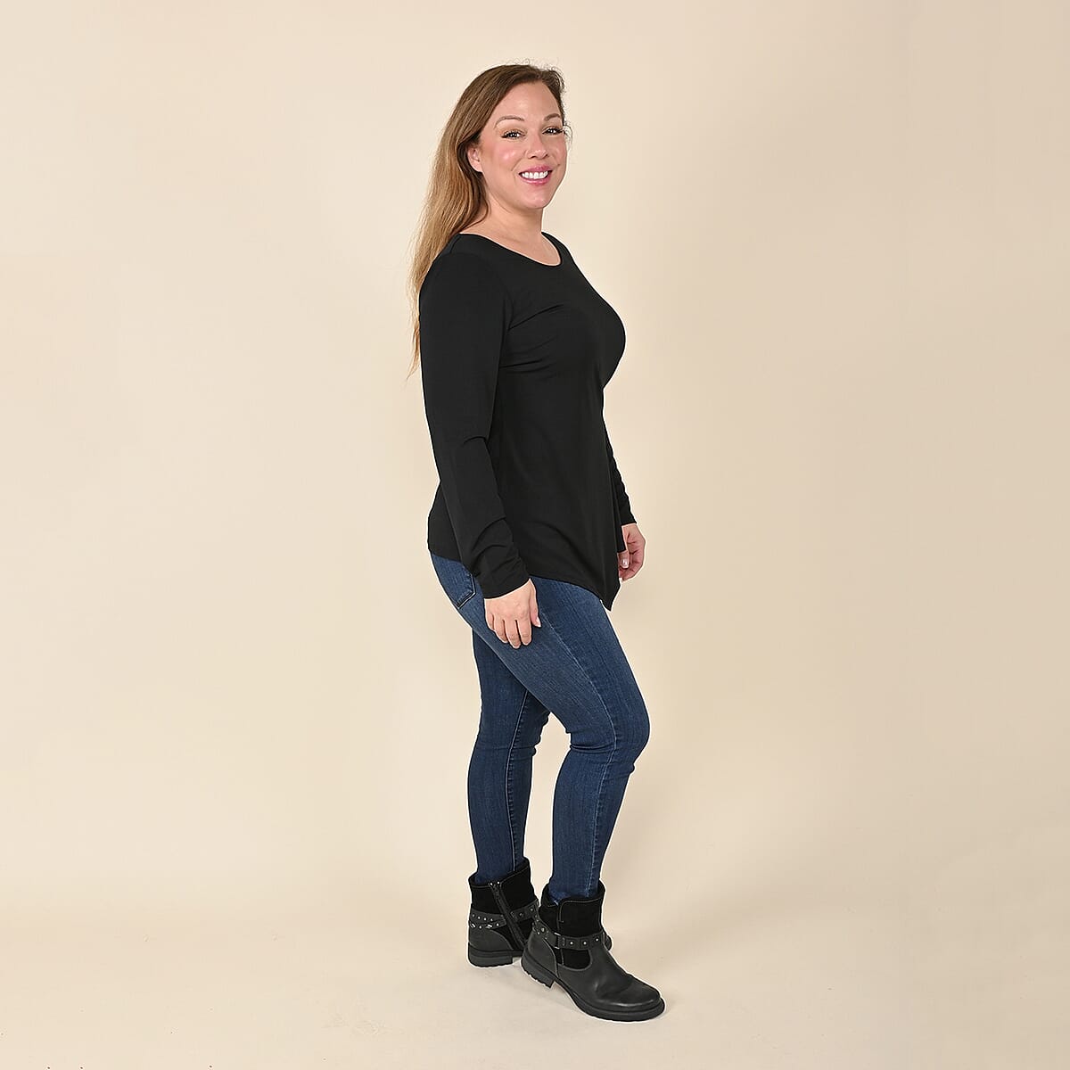 Tamsy Black Long Sleeve Asymmetrical Blouse - M image number 2