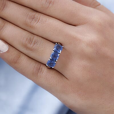 Color Change Fluorite 3 Stone Ring in Platinum Over Sterling Silver (Size 10.0) 3.35 ctw