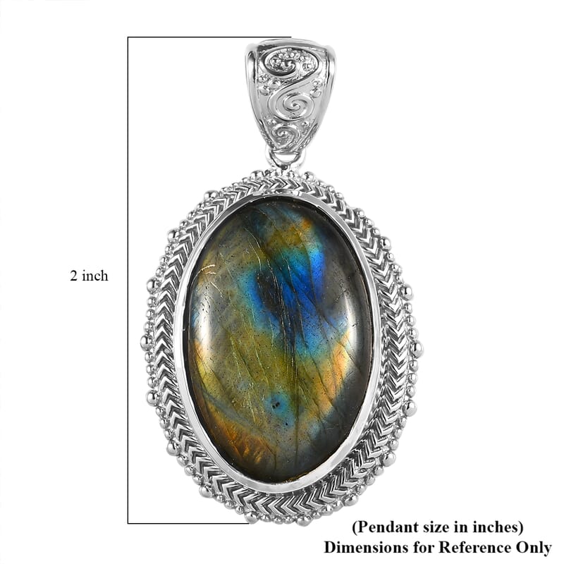 Malagasy Labradorite Solitaire Pendant in Platinum Over Copper with Magnet 37.90 ctw