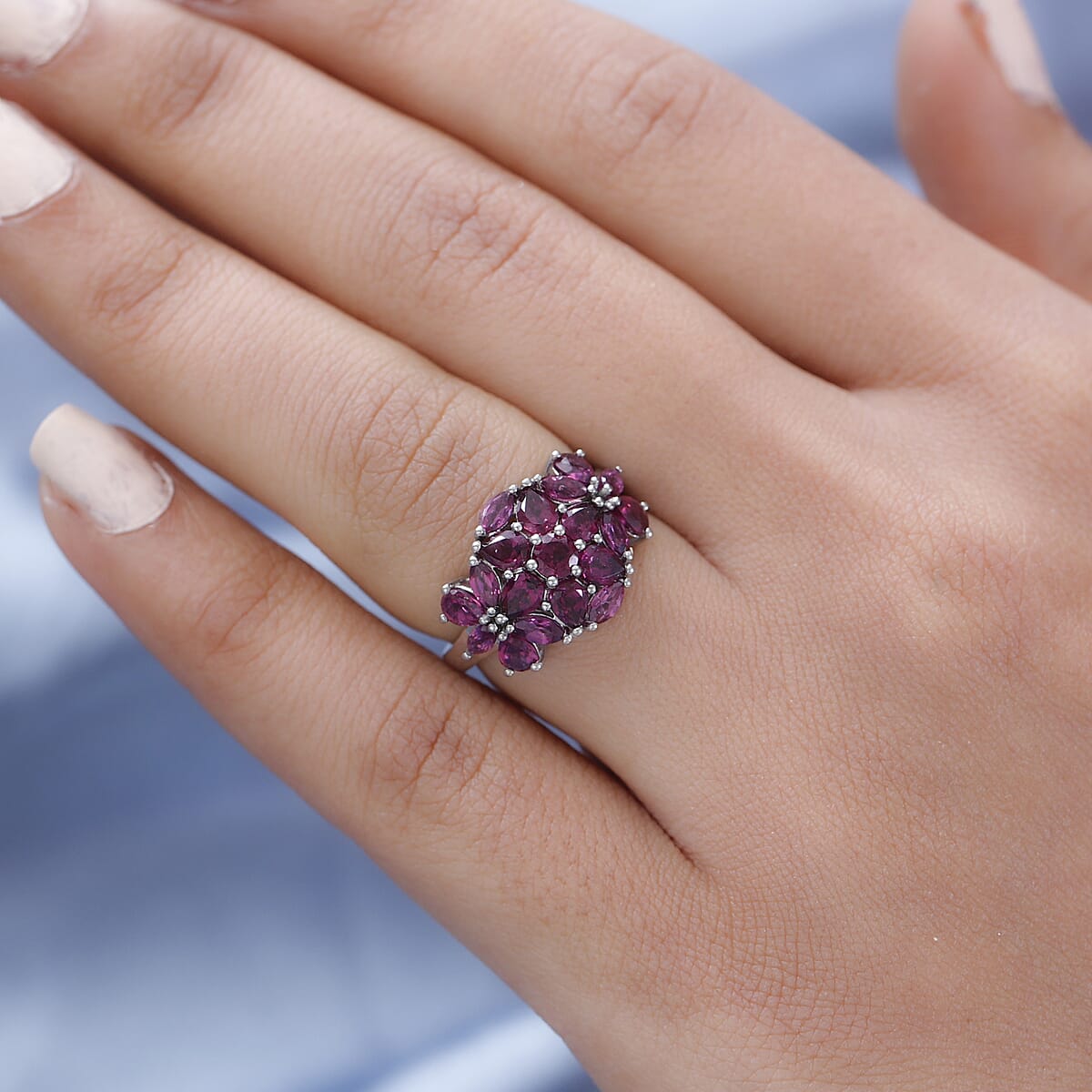 Orissa Rhodolite Garnet Ring in Platinum Over Sterling Silver 3.10 ctw image number 2