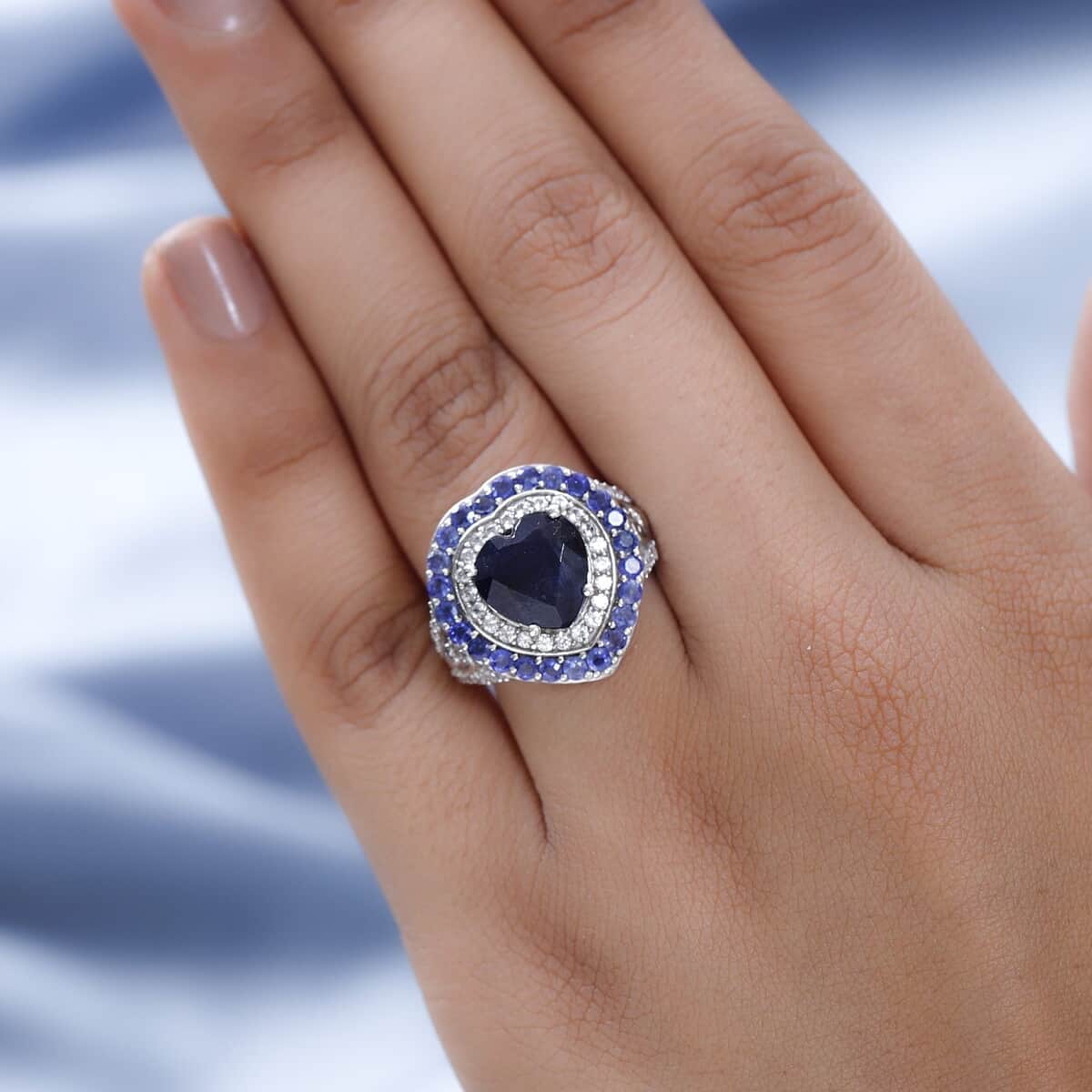 Masoala Sapphire (FF) and White Zircon Heart Ring in Platinum Over Sterling Silver (Size 7.0) 7.75 ctw image number 2