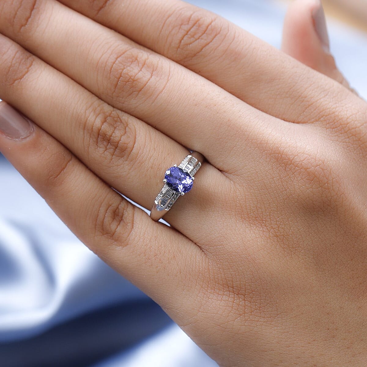 AAA Tanzanite and Diamond Ring in Platinum Over Sterling Silver (Size 7.0) 1.20 ctw image number 2