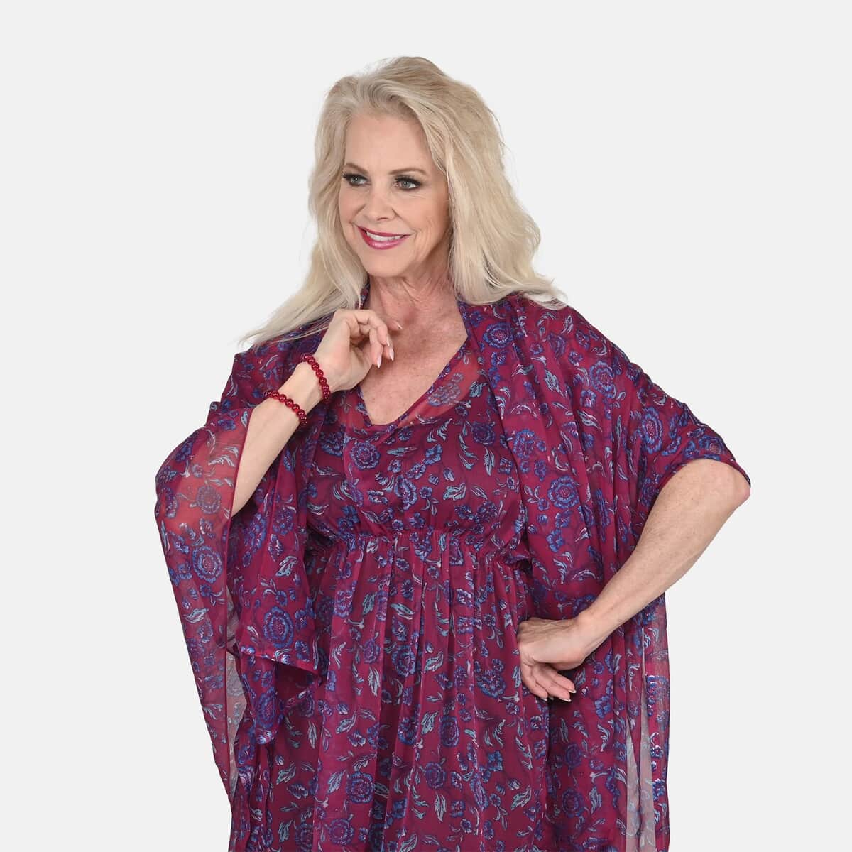 Tamsy Magenta Floral Print Poly Chiffon Kaftan with Scarf and 2pcs Matching Glass Beaded Stretch Bracelet image number 3