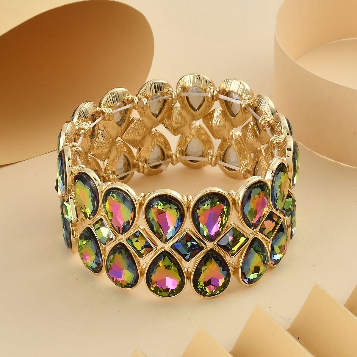 Magic Color Glass Bracelet in Goldtone (6.50-7.0In) image number 1