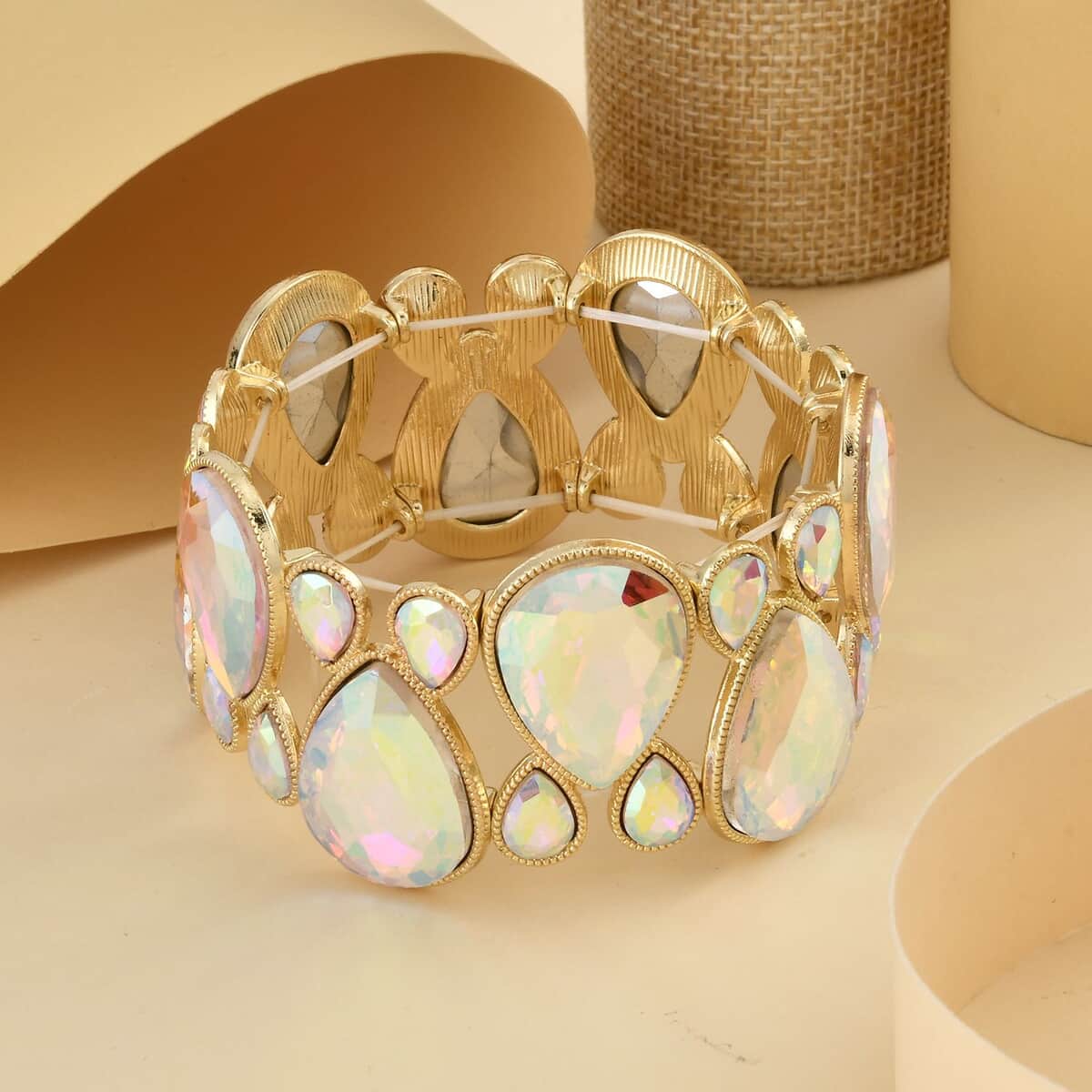 White Mystic Color Glass Bracelet in Goldtone (6.5-7.0In) image number 1