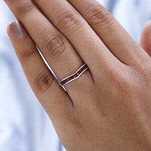 Mozambique Garnet Ring in Sterling Silver (Size 8.0) 0.75 ctw