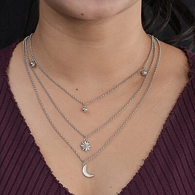 Platinum Over Sterling Silver Fancy Necklace 20 Inches 18.50 Grams