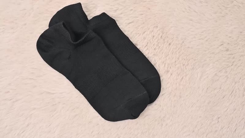 Set of 4 Black Sock with Silicone Heel Grip (Foot Size 10.24"-11.81")