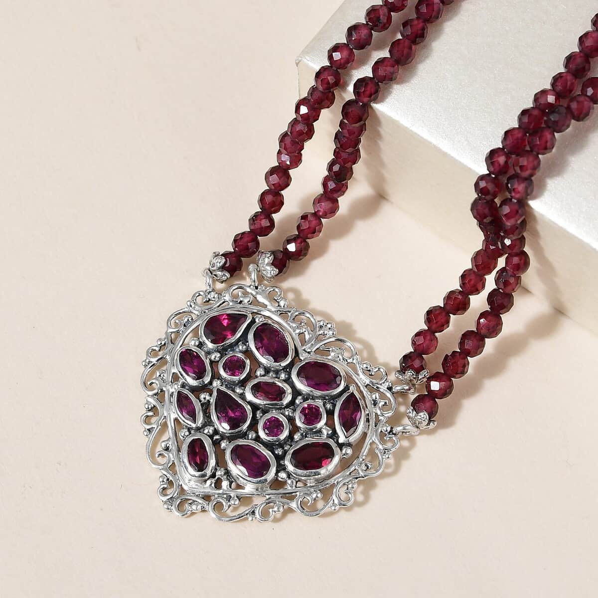 Artisan Crafted Orissa Rhodolite Garnet Beaded Heart Shape Necklace 18 Inches in Sterling Silver 60.15 ctw image number 1