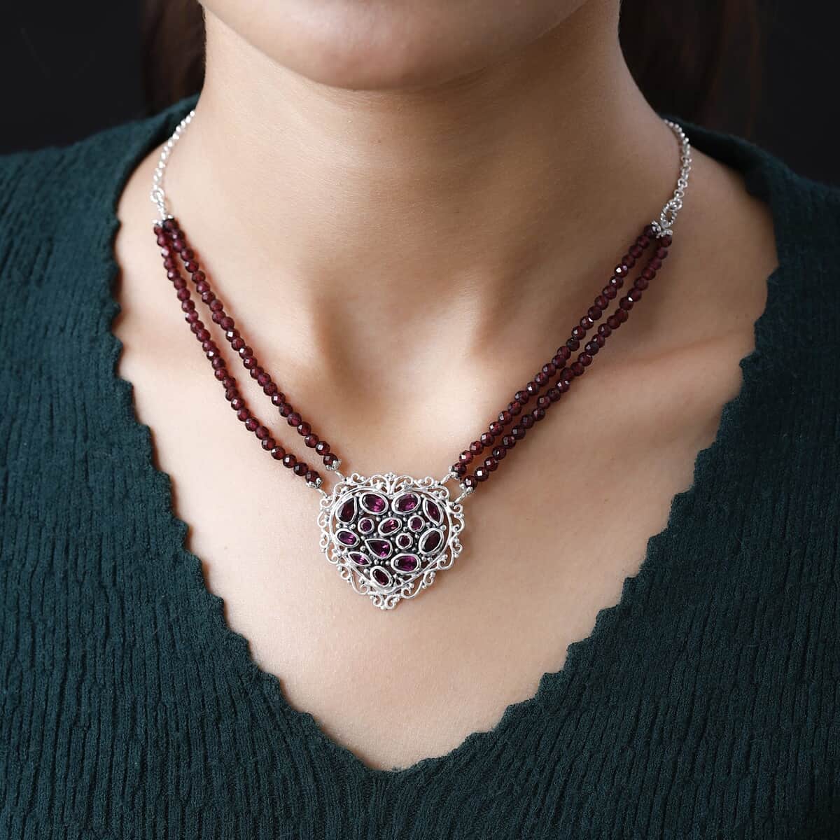 Artisan Crafted Orissa Rhodolite Garnet Beaded Heart Shape Necklace 18 Inches in Sterling Silver 60.15 ctw image number 2