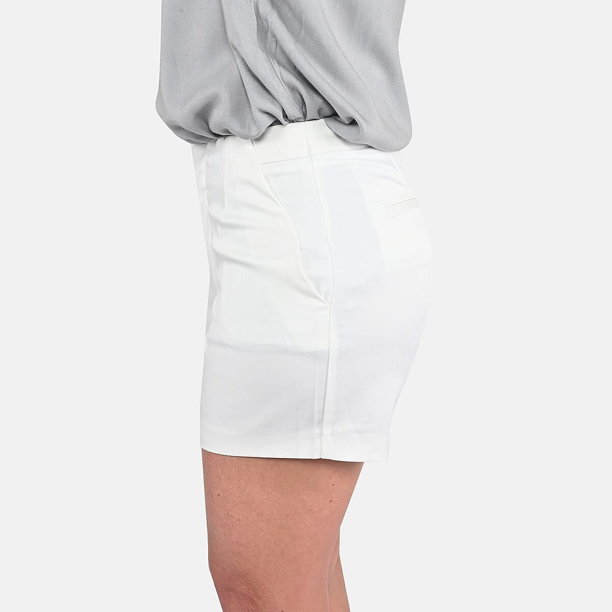 Harve Benard White Chino Shorts - (Size 8) image number 2