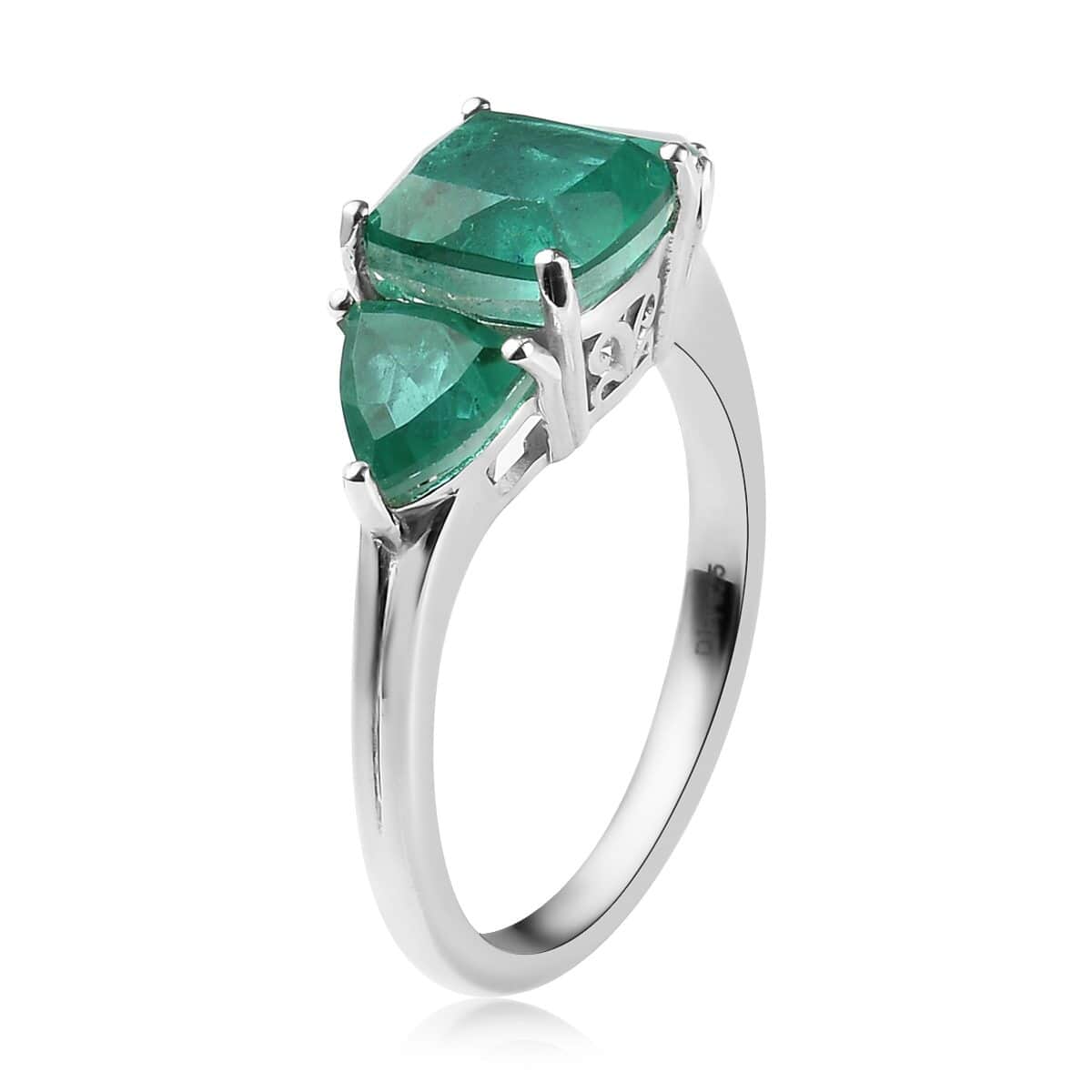 Emeraldine Quartz (Triplet) 3 Stone Ring in Platinum Over Sterling Silver (Size 10.0) 4.75 ctw image number 3