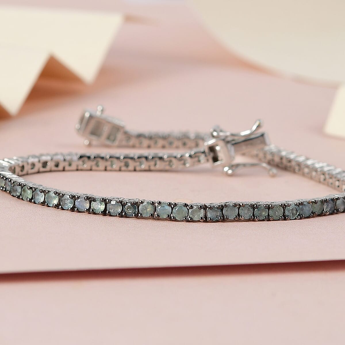 Narsipatnam Alexandrite Tennis Bracelet In Platinum Over Sterling Silver (8.00 In) 5.15 ctw image number 1