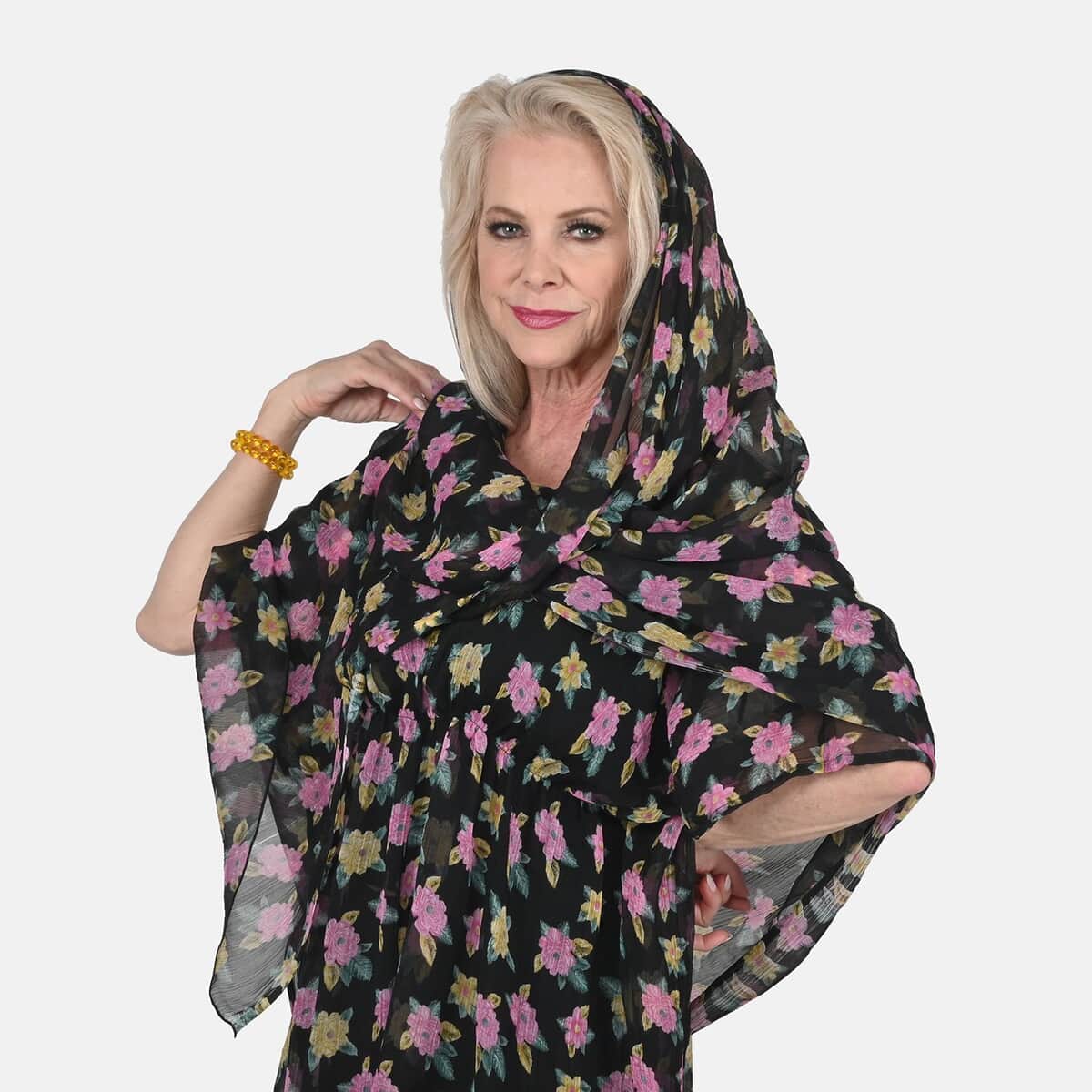 Tamsy Black and Pink Rose Print Poly Chiffon Kaftan with Scarf and 2pcs Matching Glass Beaded Stretch Bracelet image number 4