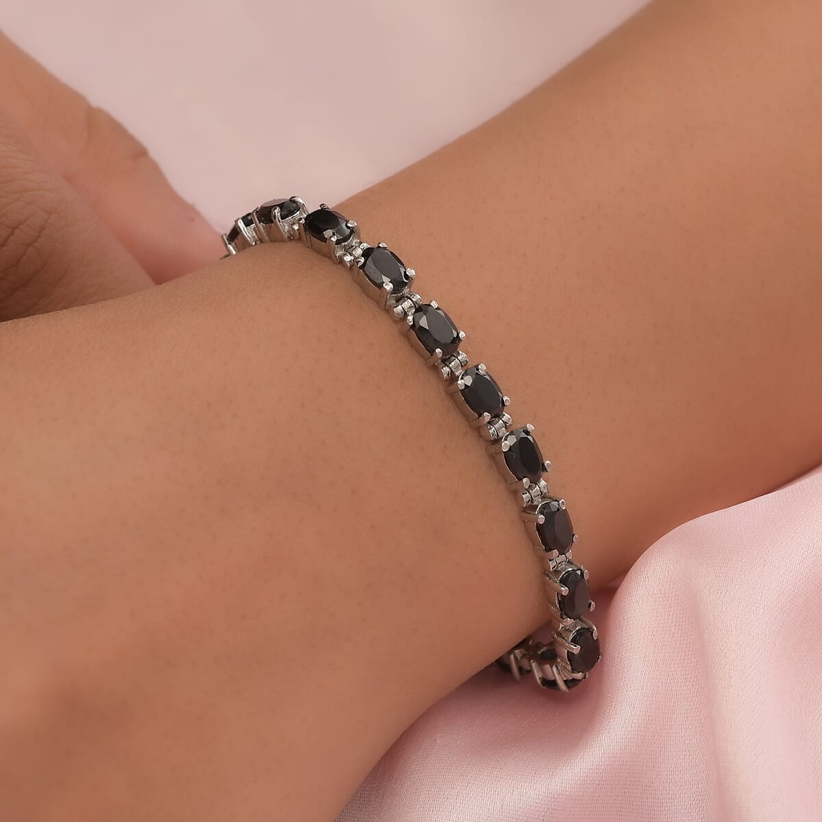 Thai Black Spinel Tennis Bracelet in Stainless Steel (8.00 In) 15.90 ctw , Tarnish-Free, Waterproof, Sweat Proof Jewelry image number 2
