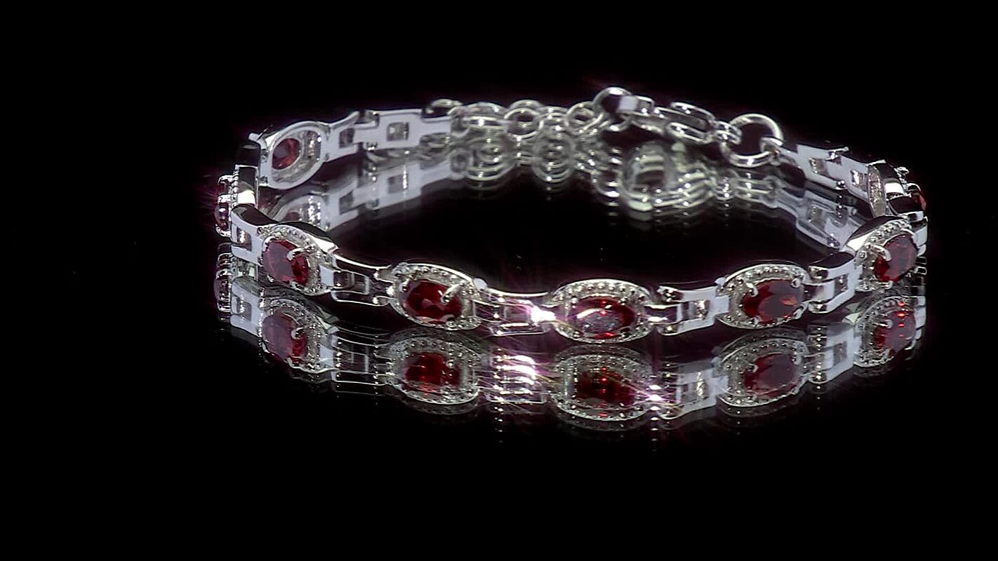Amethyst Bracelet in Stainless Steel (6.50 In) 3.75 ctw