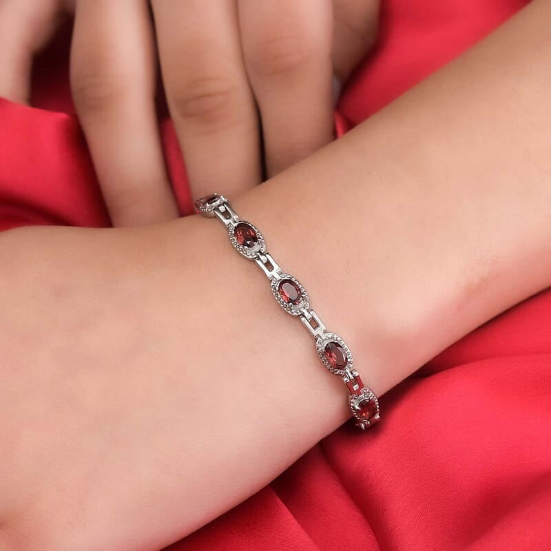 EverTrue Mozambique Garnet 4.75 ctw Link Bracelet in Stainless Steel (6.50-8.0In)