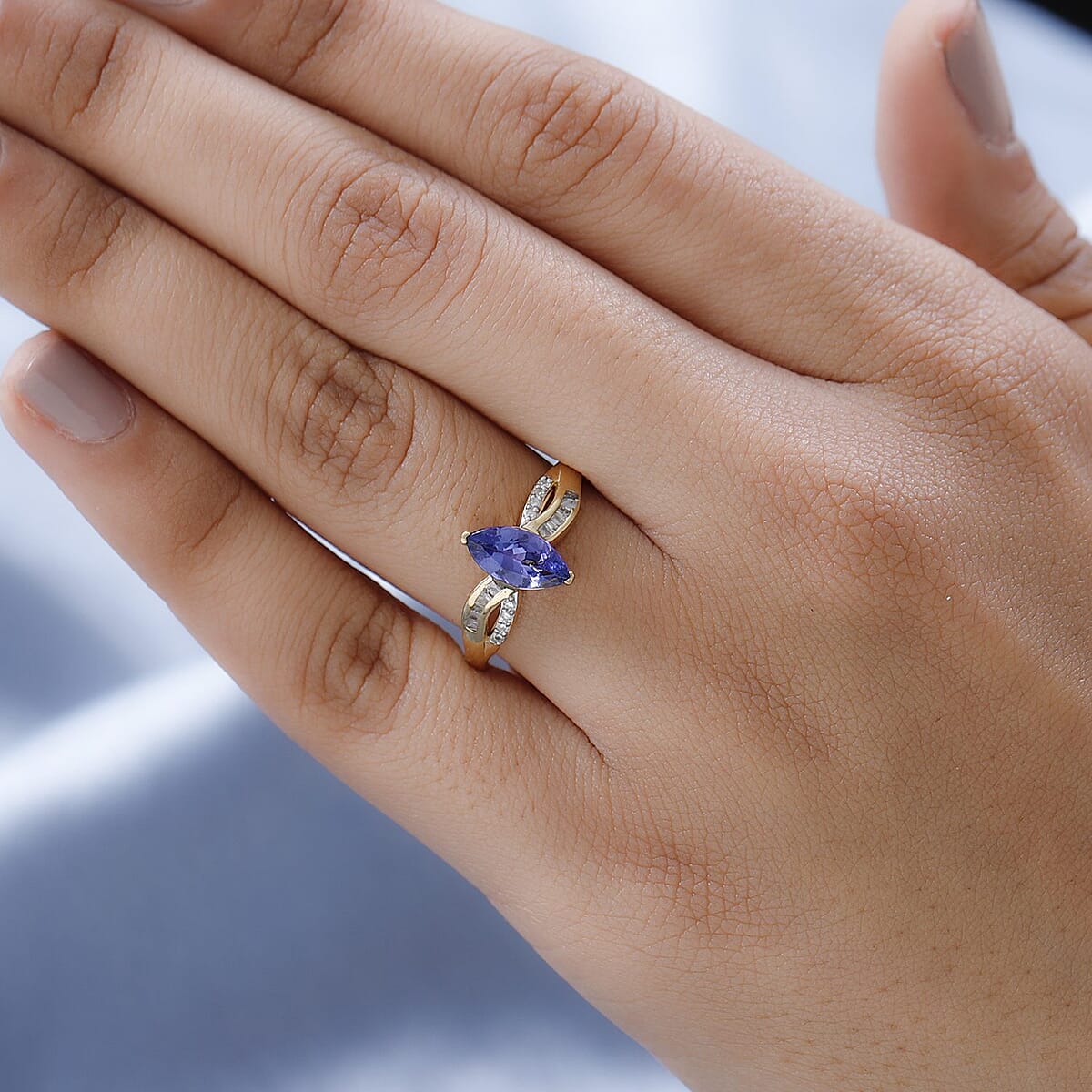 AAA Tanzanite and Diamond Infinity Shank Ring in Vermeil Yellow Gold Over Sterling Silver (Size 6.0) 1.15 ctw image number 2