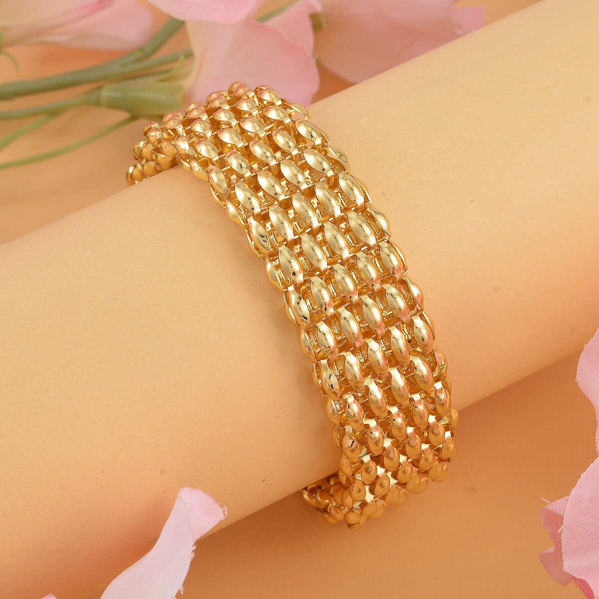 Mesh Chain Bracelet in ION Plated YG Stainless Steel (7.50-9In) image number 1