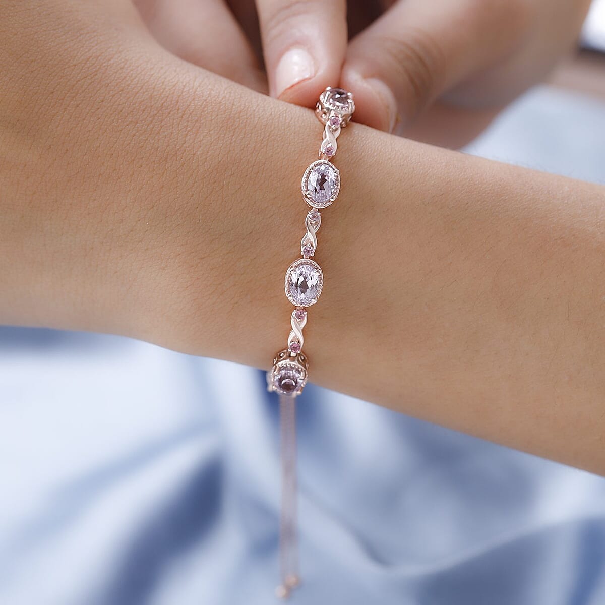 Premium Martha Rocha Kunzite and Premium Morro Redondo Pink Tourmaline Bolo Bracelet in Vermeil Rose Gold Over Sterling Silver 5.80 ctw image number 2