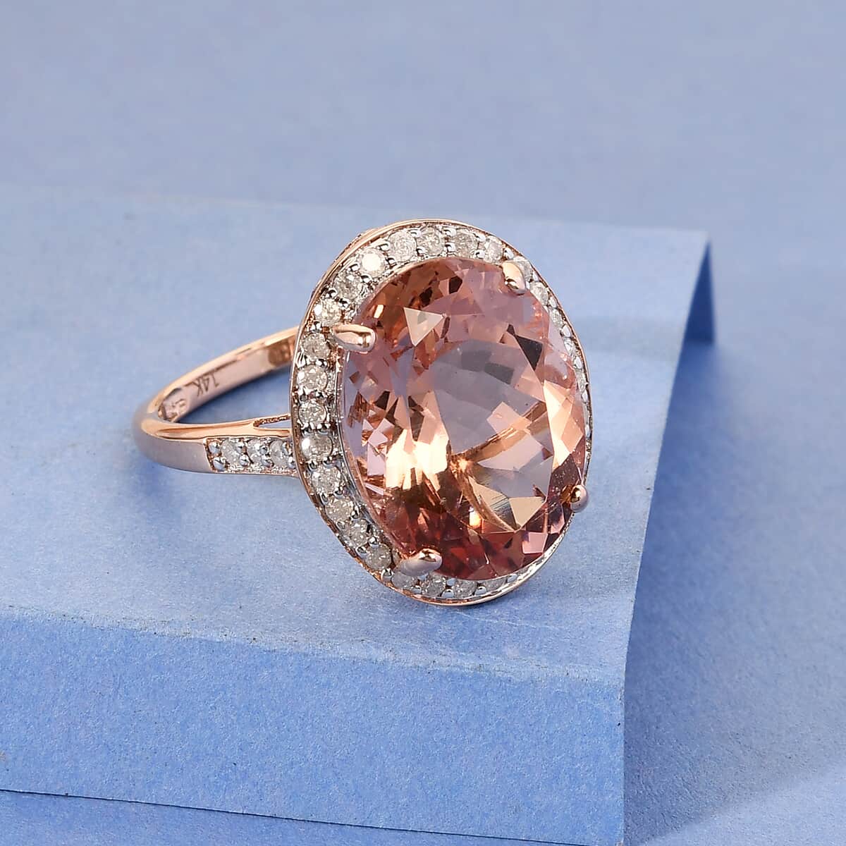 LUXORO 14K Rose Gold AAA Marropino Morganite, Diamond (G-H, I2) (0.55 cts) Ring (3.15 g) 10.00 ctw image number 1