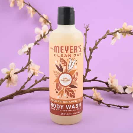 Mrs. Meyer's Clean Day Body Wash - Oat Blossom 16 oz image number 1
