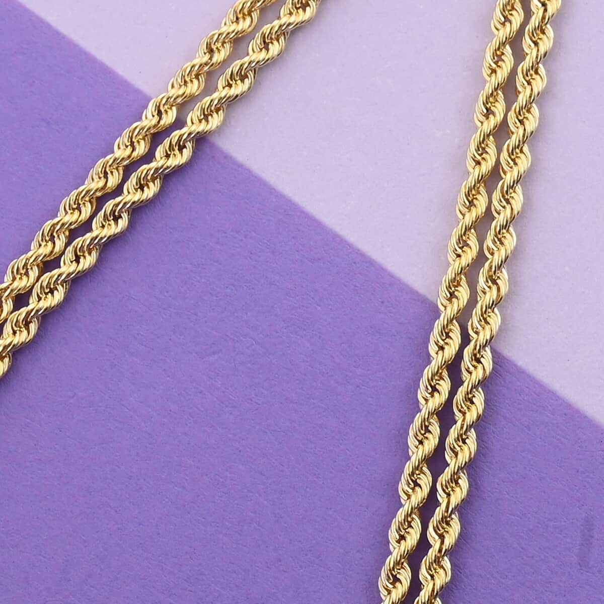 VEGAS CLOSEOUT DEAL 10K Yellow Gold 3.3mm Rope Chain Necklace 24 Inches 6 Grams image number 1