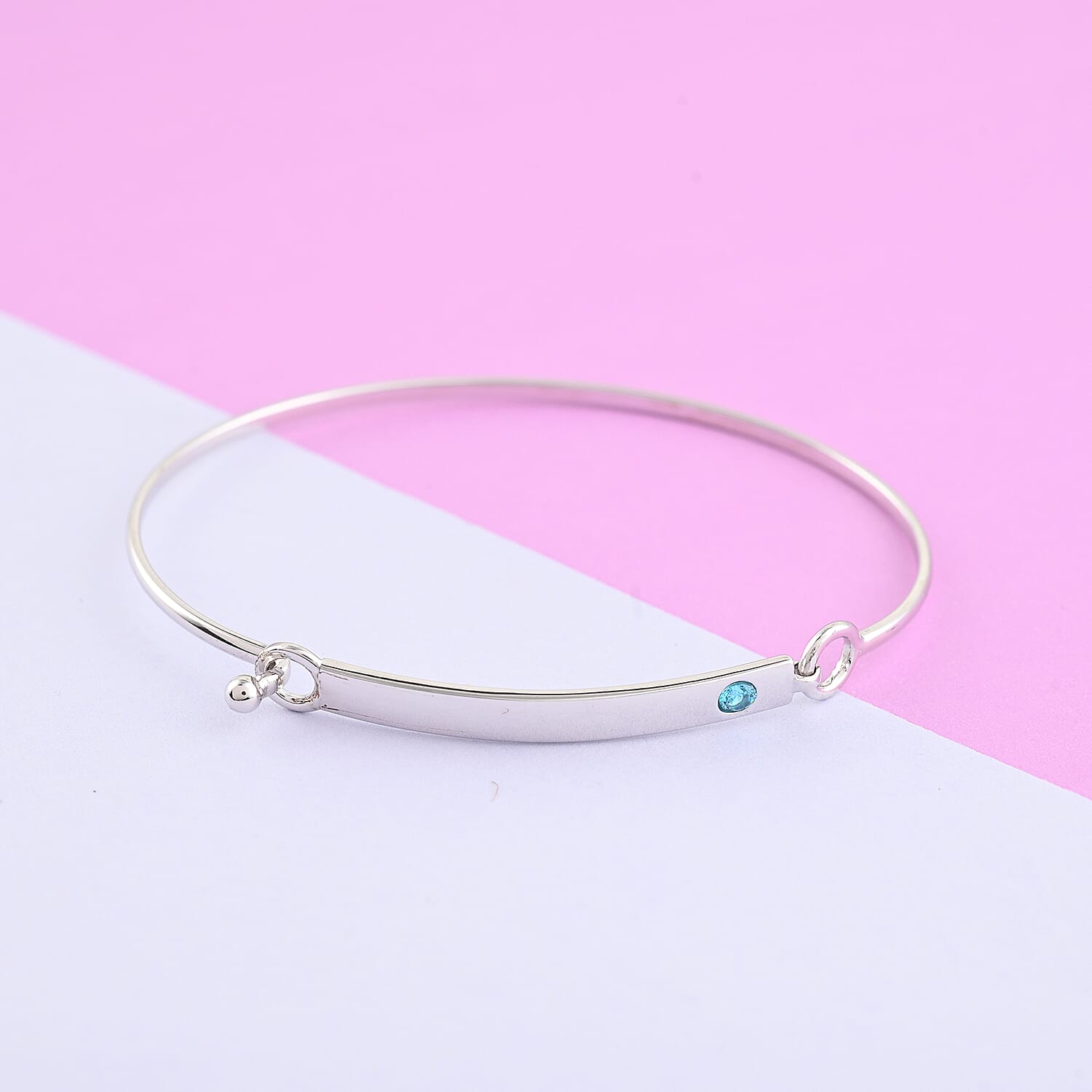 Simulated Blue Diamond - Product card gallery slide 2 (10144475480347)