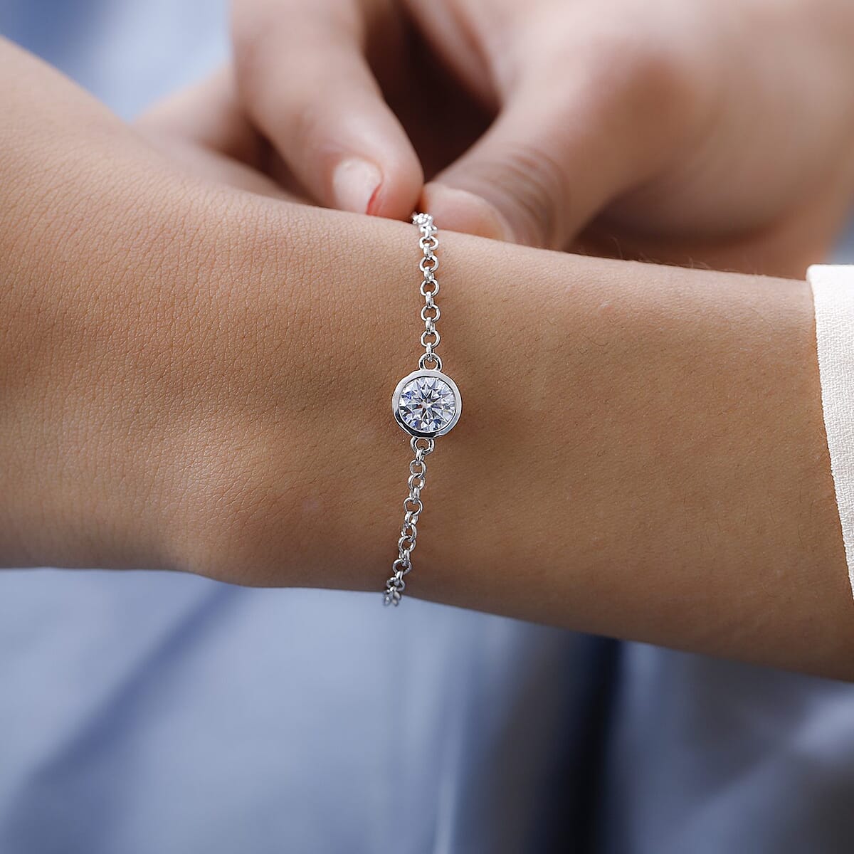 Moissanite Bracelet in Platinum Over Sterling Silver (7.25 In) 1.15 ctw image number 2