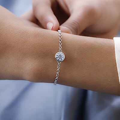 Moissanite Bracelet in Platinum Over Sterling Silver (7.25 In) 1.15 ctw