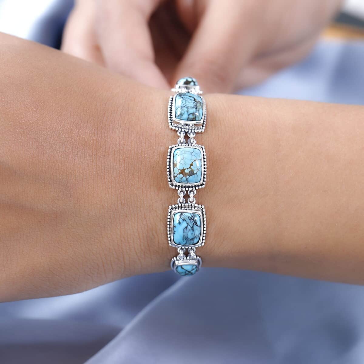 Artisan Crafted Blue Moon Turquoise Bracelet in Sterling Silver (7.25 In) 14.25 ctw image number 2