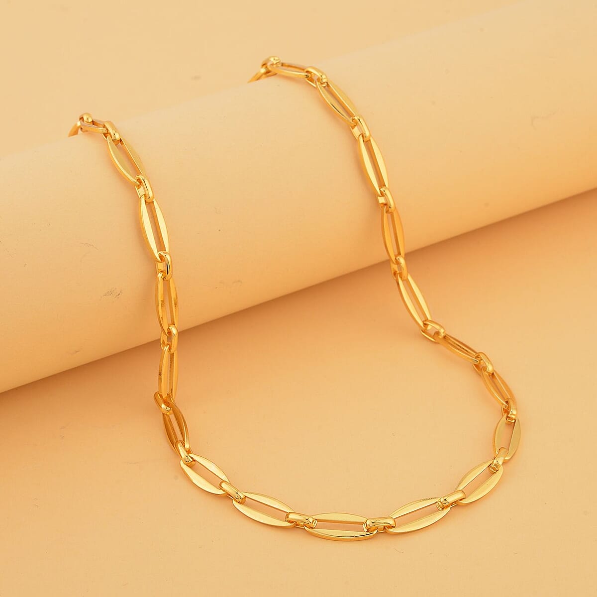 Twisted Mirror Link Chain Necklace (20-22 Inches) in ION Plated YG Stainless Steel , Tarnish-Free, Waterproof, Sweat Proof Jewelry image number 1