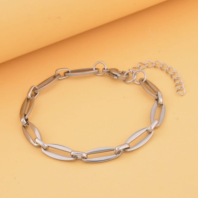 Twisted Mirror Link Bracelet in Stainless Steel (7.50-9.50In), Tarnish-Free, Waterproof, Sweat Proof Jewelry