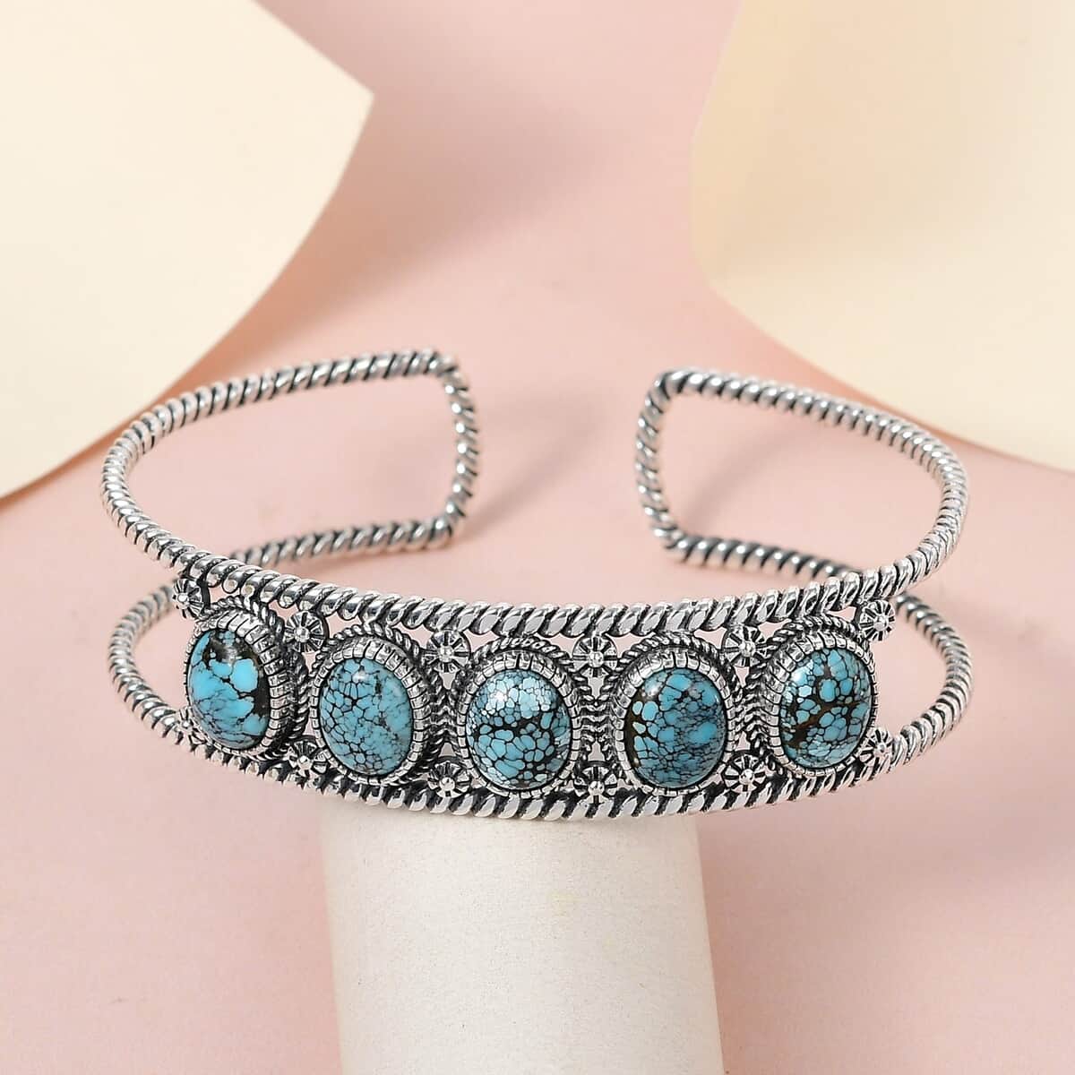 Artisan Crafted Blue Moon Turquoise Cuff Bracelet in Sterling Silver (7.25 In) 15.00 ctw image number 1
