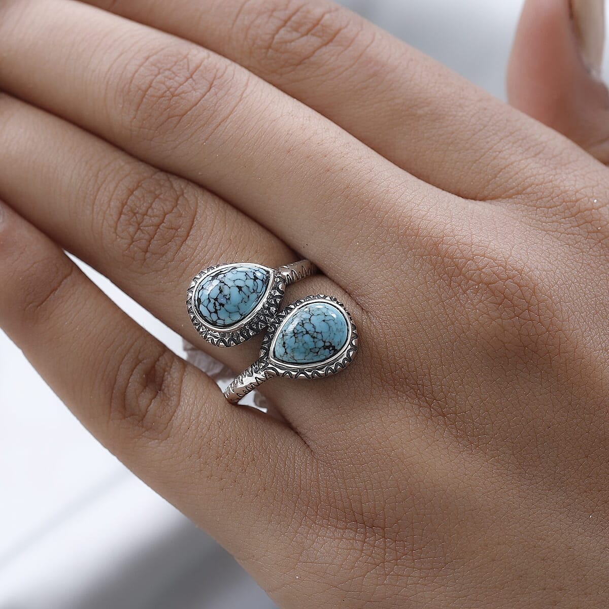 Artisan Crafted Blue Moon Turquoise Bypass Ring in Sterling Silver (Size 9.0) 3.50 ctw image number 2
