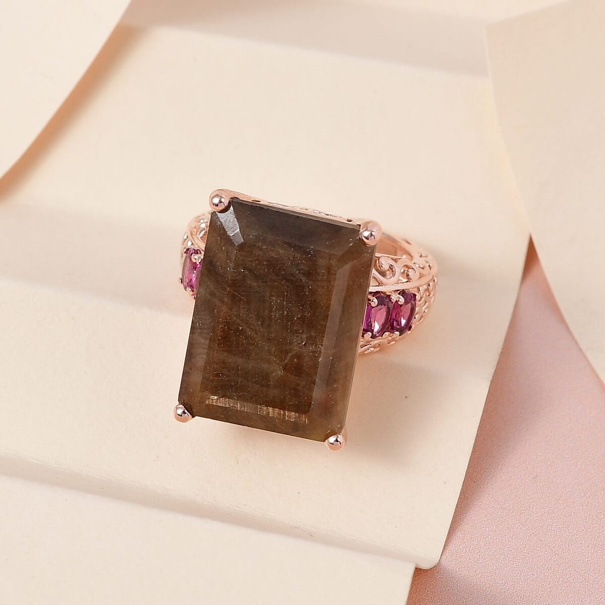 Natural Chocolate Sapphire and Orissa Rhodolite Garnet Ring in Vermeil Rose Gold Over Sterling Silver 36.40 ctw image number 1